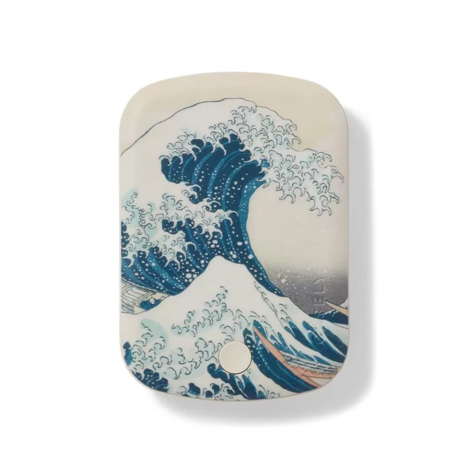 The Met Store Office | Small Accessories*Casely Hokusai Great Wave Power Pod Wireless Charger